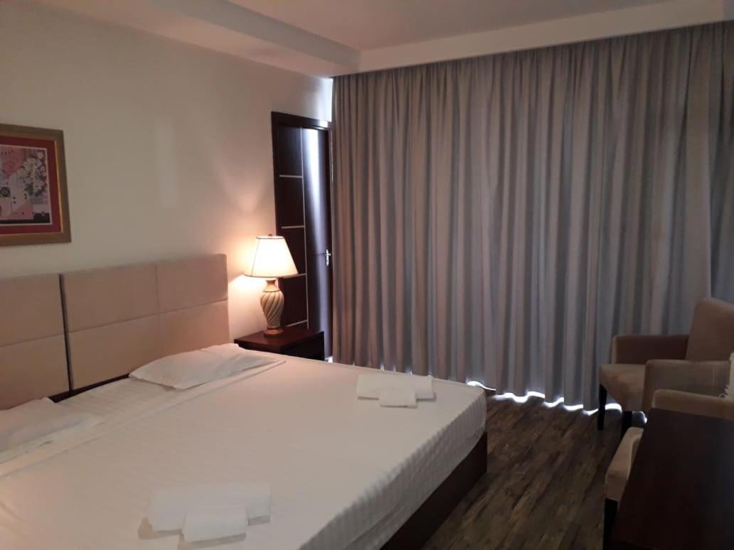 Belgrade Rustaveli Hotel Кобулети Экстерьер фото