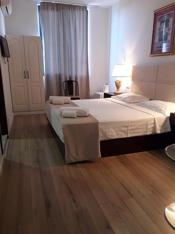 Belgrade Rustaveli Hotel Кобулети Экстерьер фото