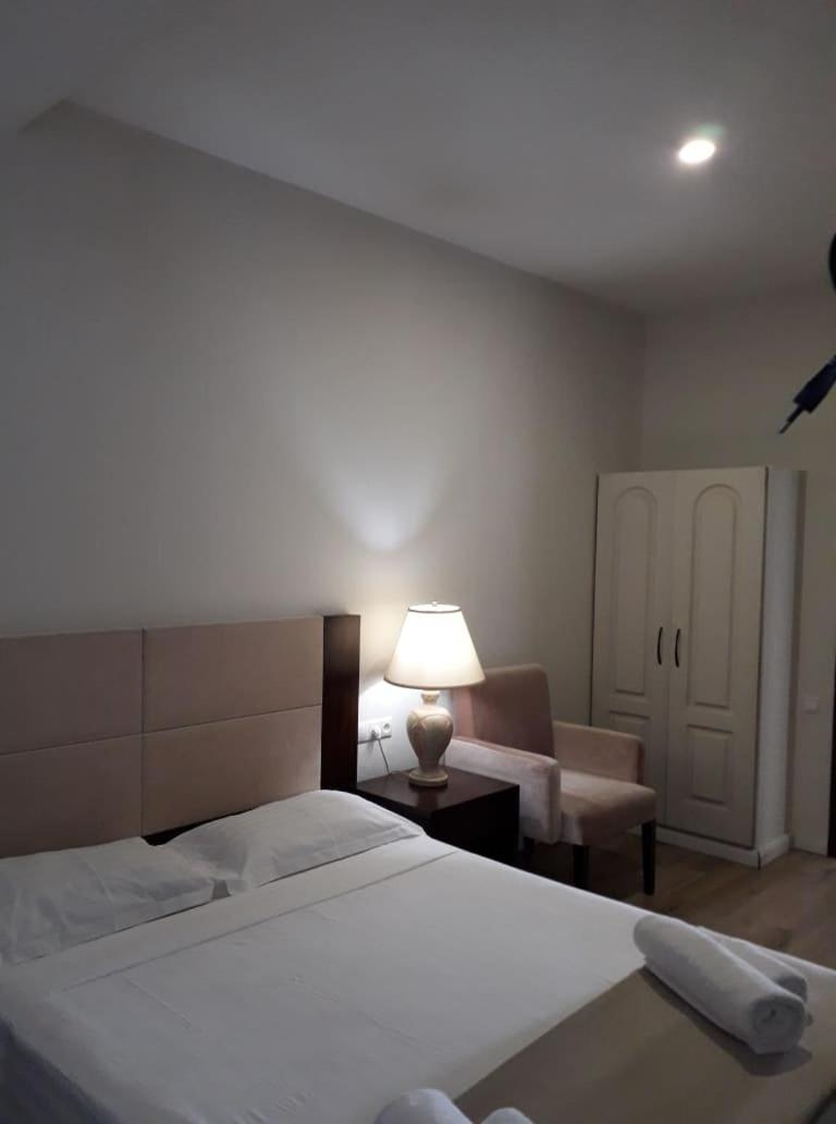 Belgrade Rustaveli Hotel Кобулети Экстерьер фото